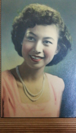 Khim Looking Her Best in Colour (1955)